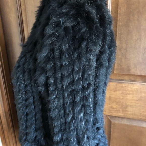 100% rabbit fur cardigan-Elliatt/Revolve exclusive - Picture 8 of 11